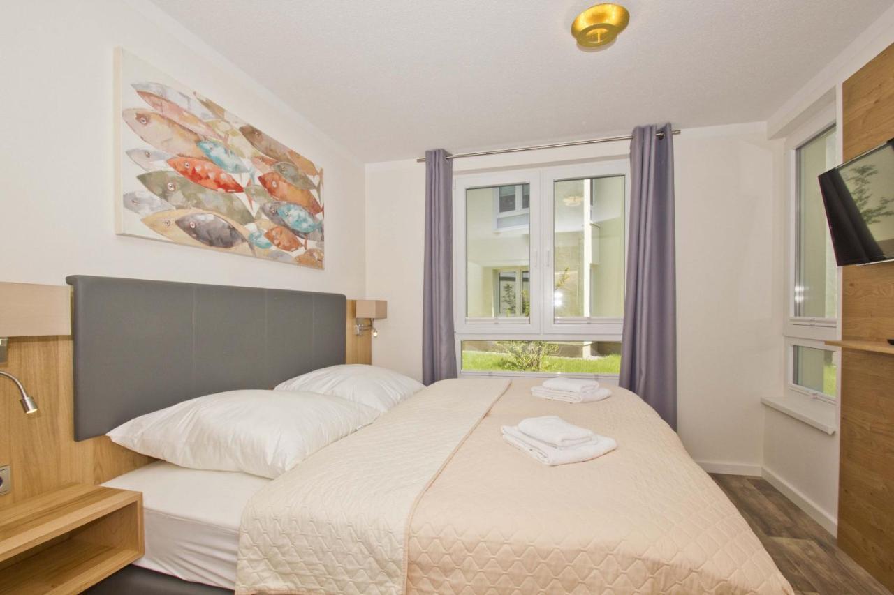 Mit Meerblick Und Terrasse, Gratis Nutzung Vom Ahoi Erlebnisbad Und Sauna In Sellin - Meeresblick Fewo 68 Goehren  Zewnętrze zdjęcie